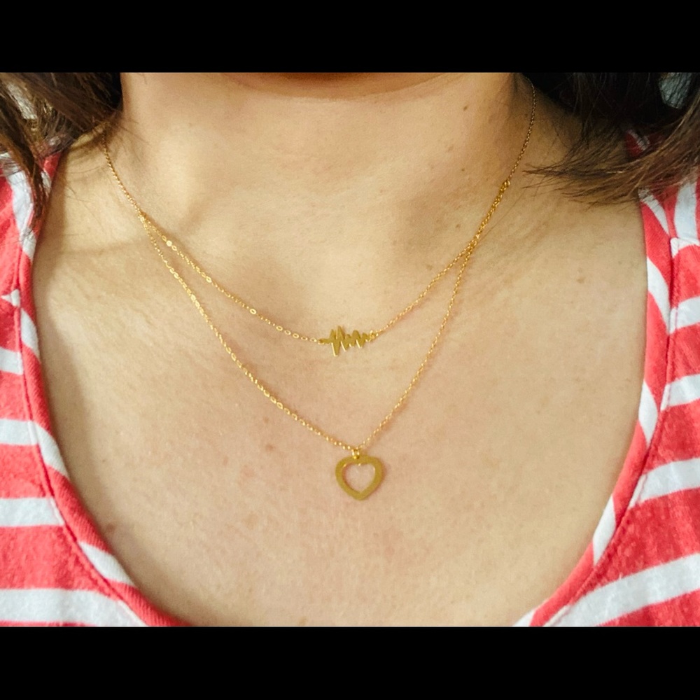 21k layered heartbeat necklace. Lightweight